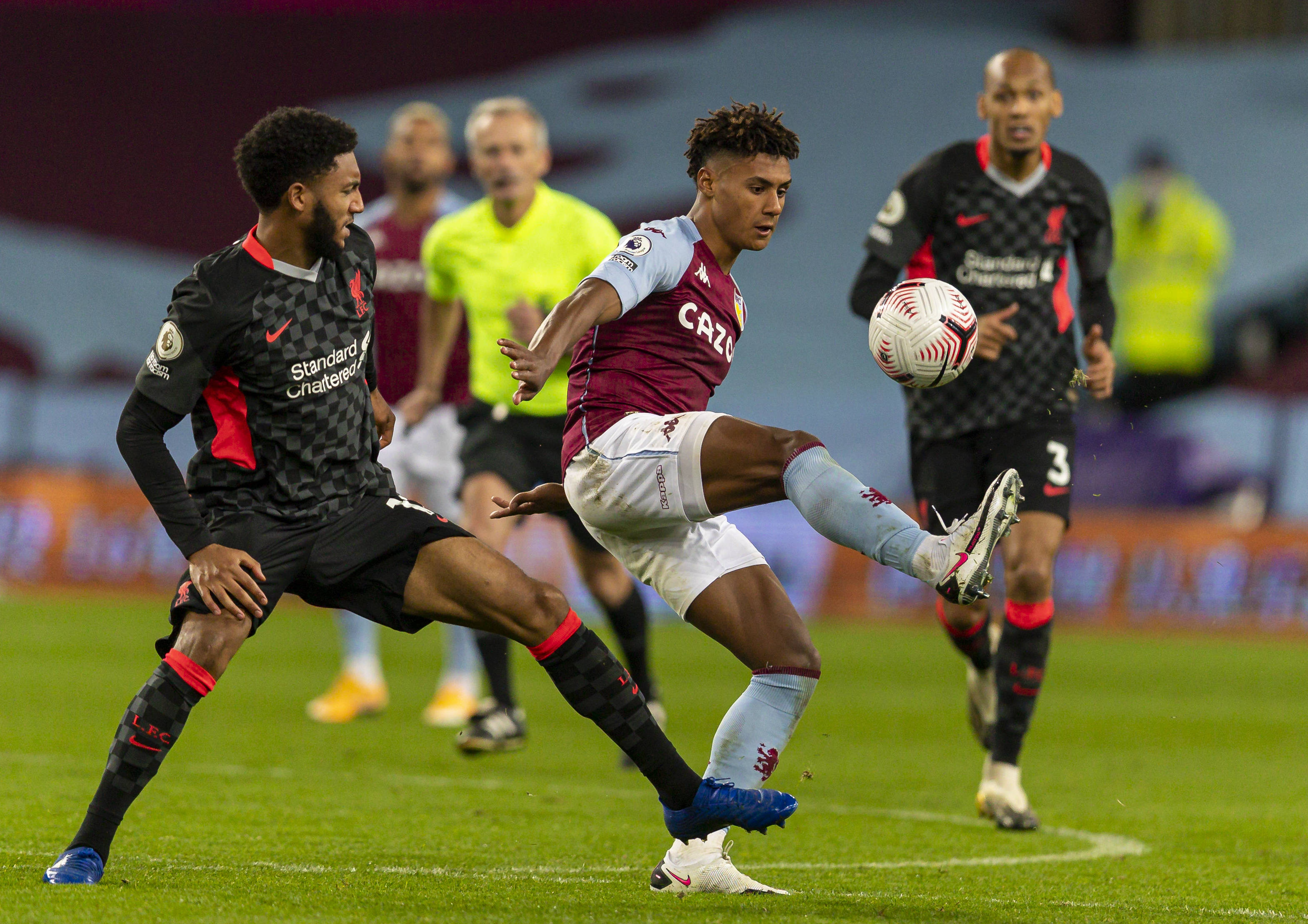 比赛中都不 比赛中都不